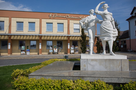 GOGOLIN-KAROLINKA-002-SM